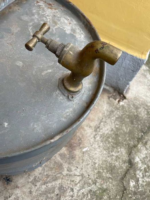 Метален варел за гориво