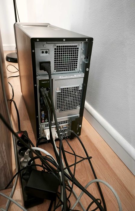 Calculator Dell Inspiron 3847 Ws10 Pro +  Tastatura + Mouse + Software