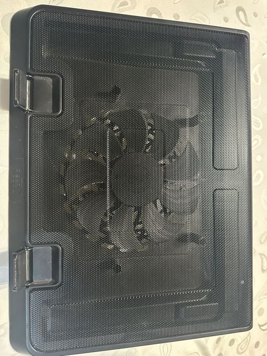 Геймърски Лаптоп Lenovo LOQ