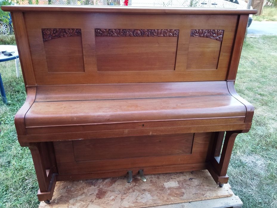 Немско пиано работещо