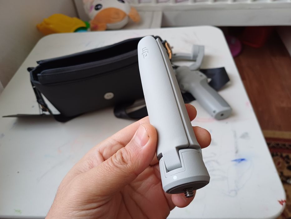 Продаю стадикам штатив