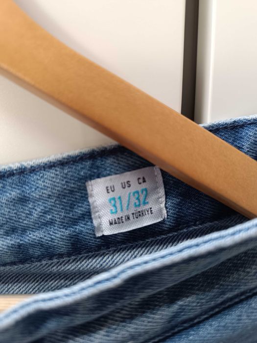 Тийнейджърски дънки