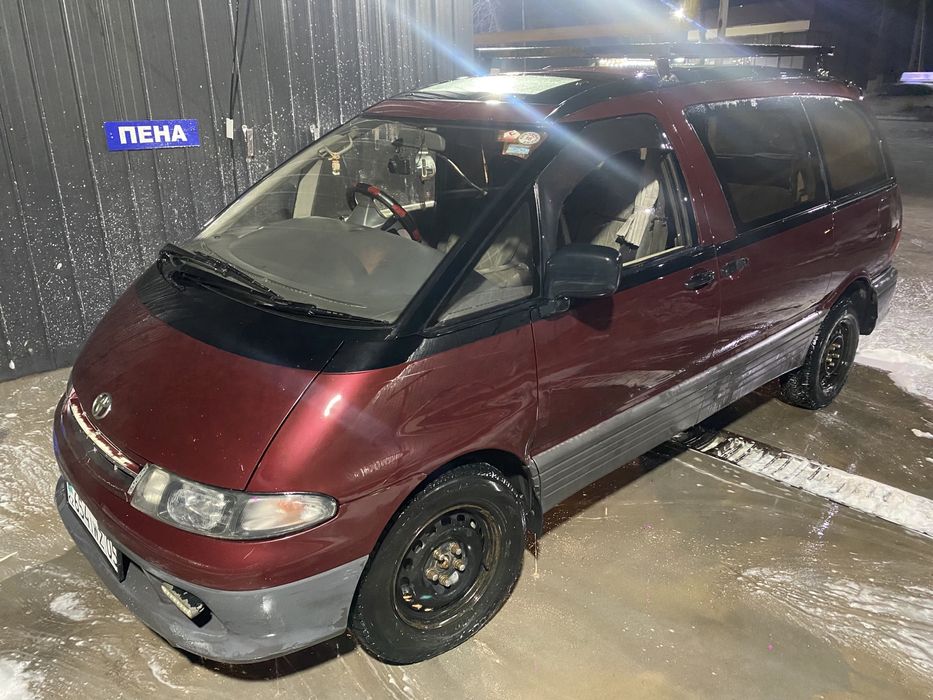 Тойота Эстима Люсида Toyota Estima