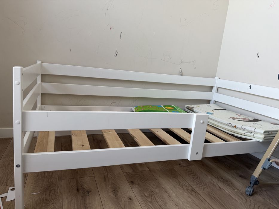 Продам кровать размер 180/90