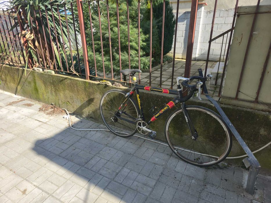 Продавам велосипед шосейка