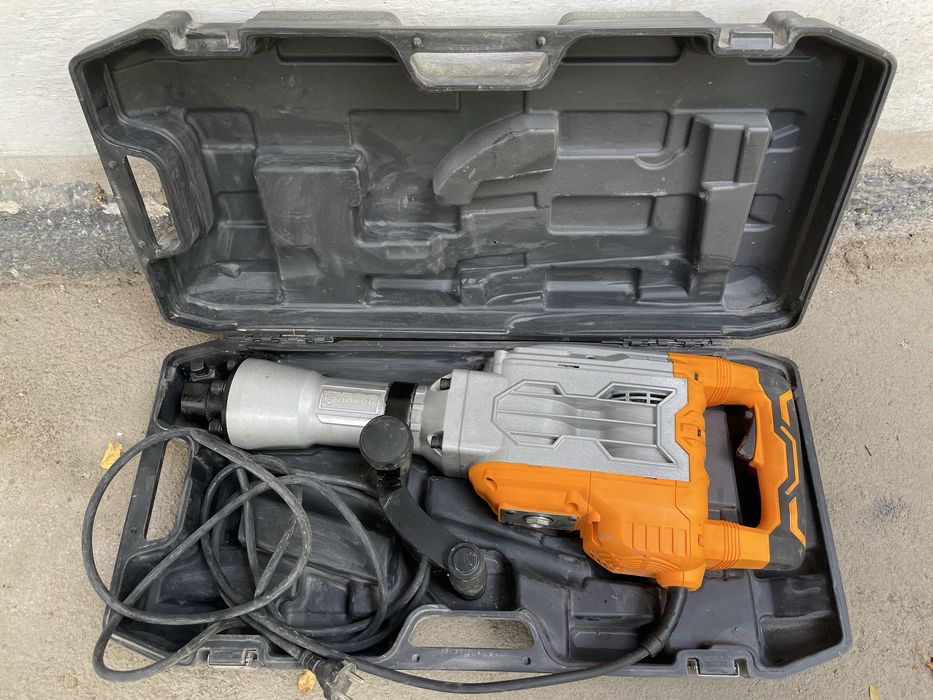 Отбойный молоток ОМ Вихрь