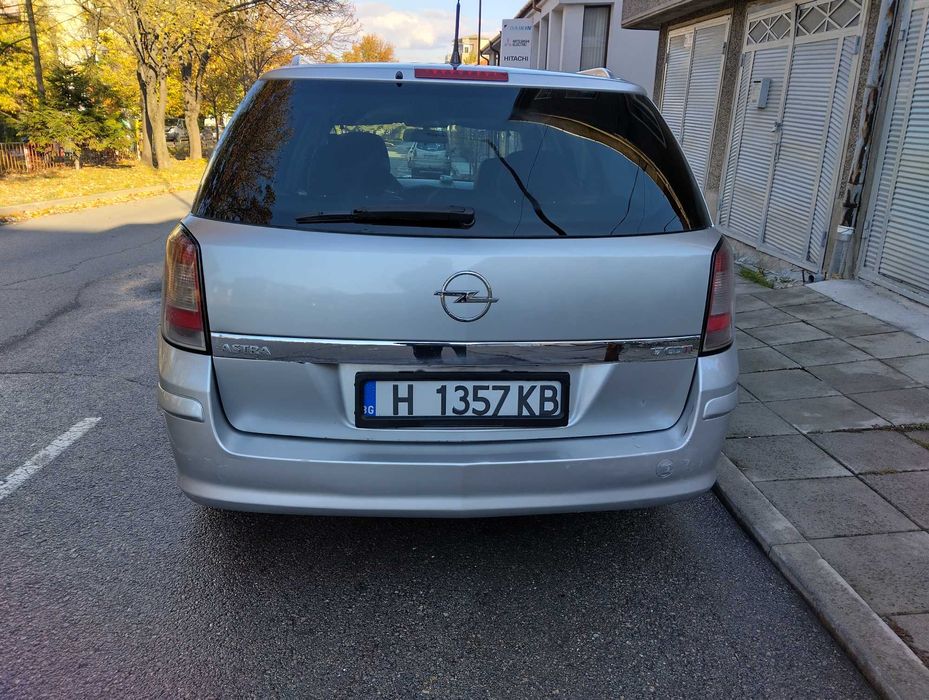 Опел Астра Н комби дизел