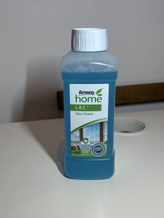 Detergent pentru geamuri LOC Amway