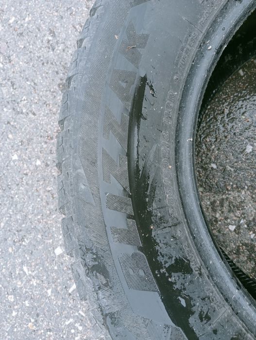 Продам  шины б/у