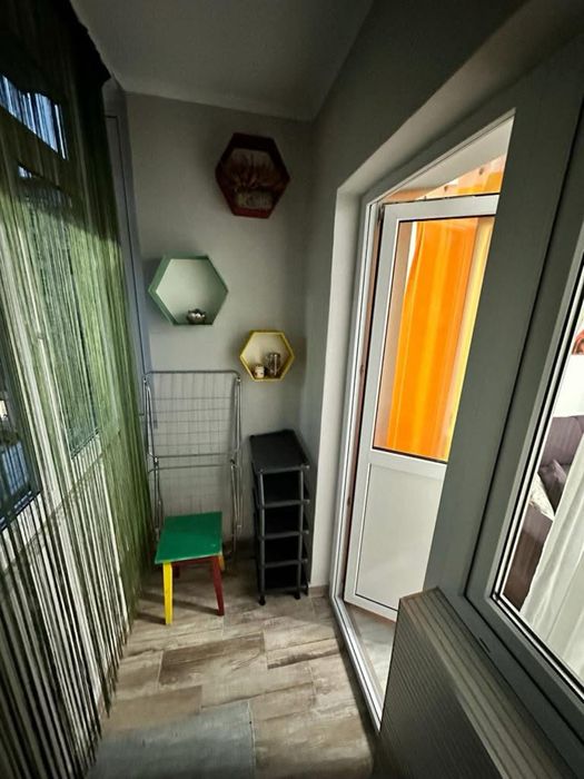 Ofer spre inchiriere Apartament 2 Camere / Decomandat zona Strazii Aleea Mircesti