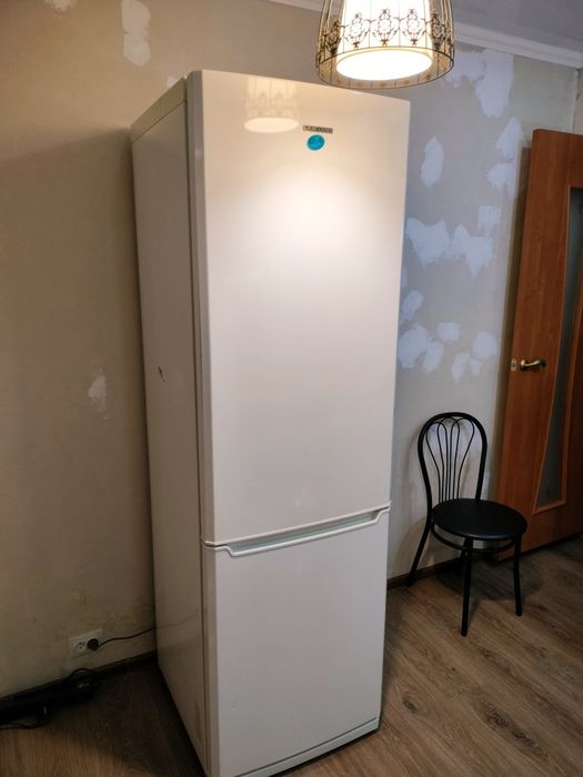 Холодильник Samsung RL41SBSW
