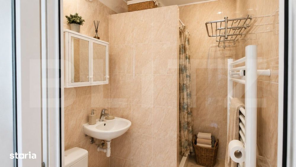 Apartament cu 2 camere de vanzare, 33,26 mp, Micro 14