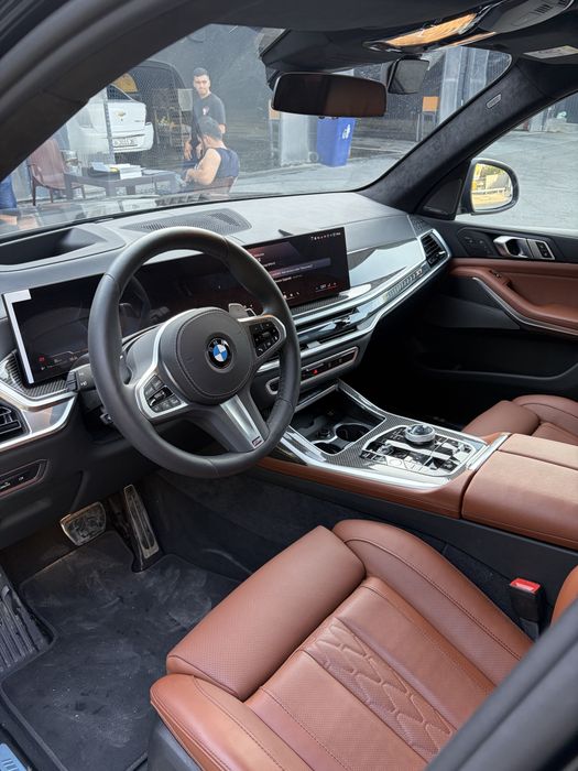 Продается новый BMW X7 xdrive40i