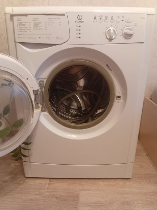 Стиральная машина индезит