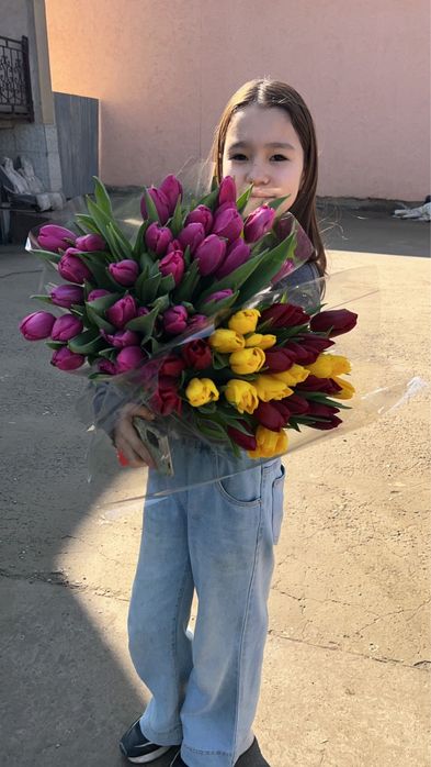 Тюльпаны круглосуточно доставим