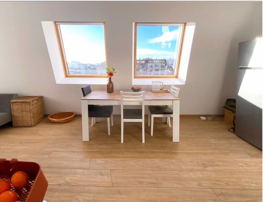 Продава се Тристаен апартамент в Варна, Левски - 78 кв.м за 2033 €/кв.м - Снимка #1