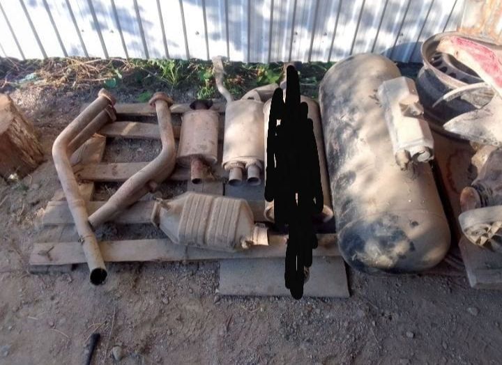 Продам глушитель