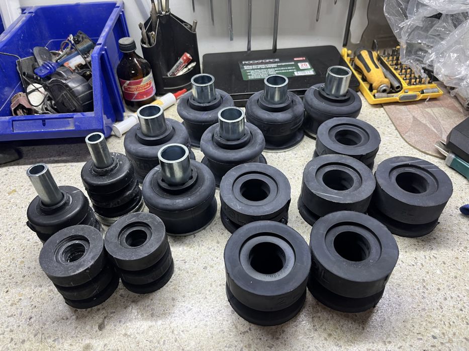 Подушки кузова Прадо90