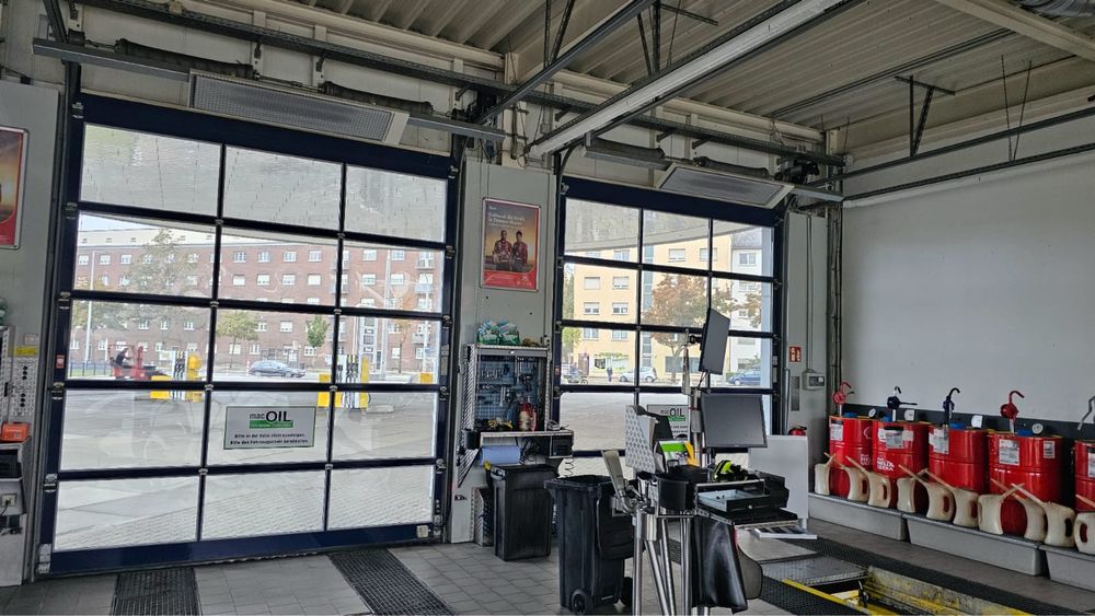 Секционни гаражни врати