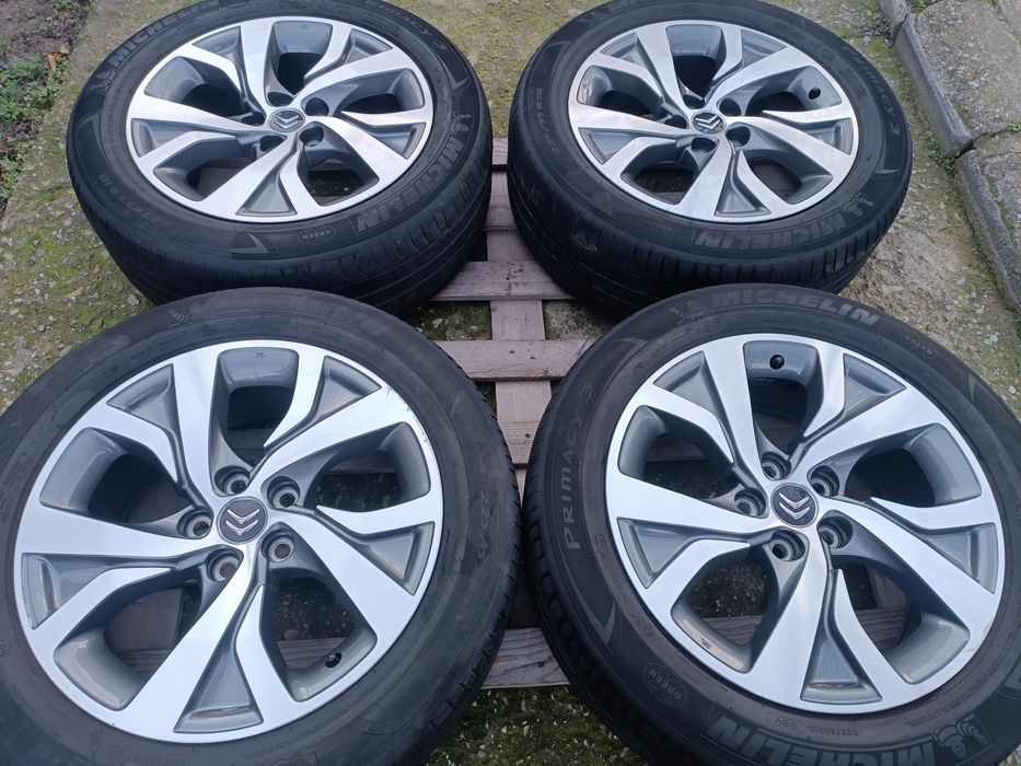 Лети джанти 18ки 5х114.3 Mitsubishi, Citroen, Peugeot + летни гуми