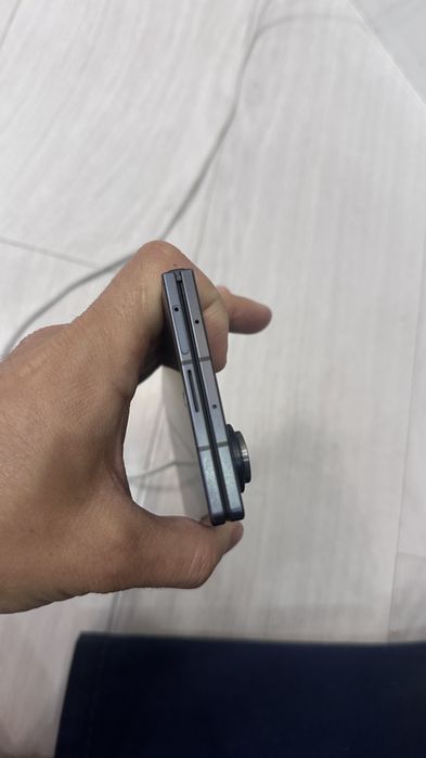 Продам  Samsung z fold 7 512gb