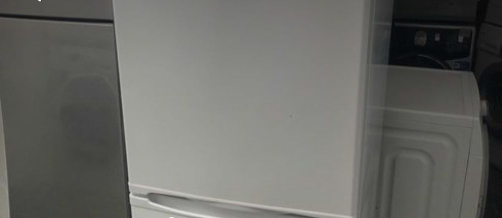 Продам срочно холодильник в отличном состоянии