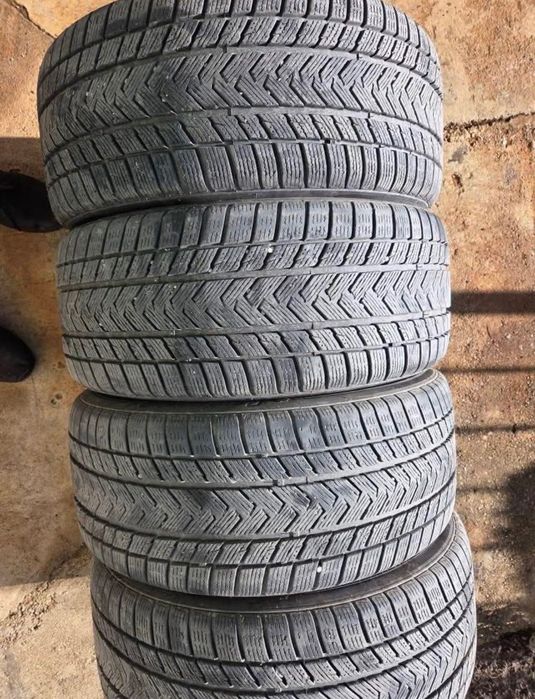Зимни гуми с алуминиеви джанти 17ки за мерцедес