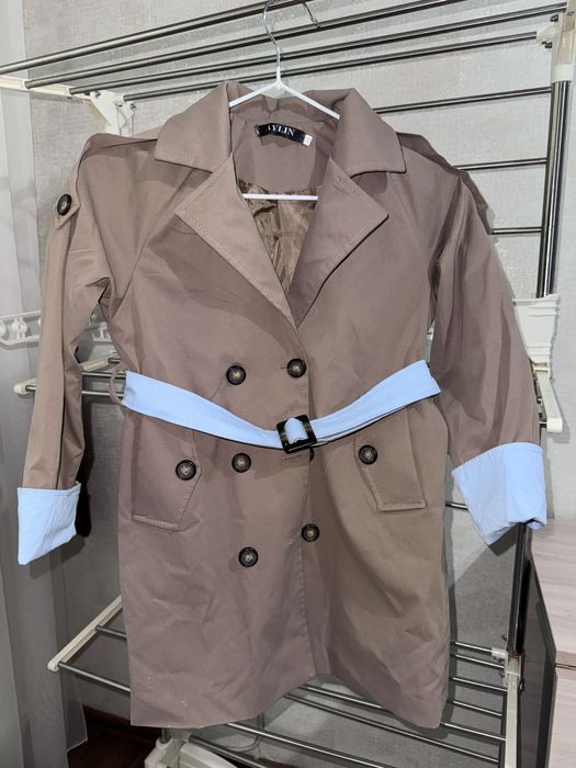 Куртки на девочку 7-8 лет