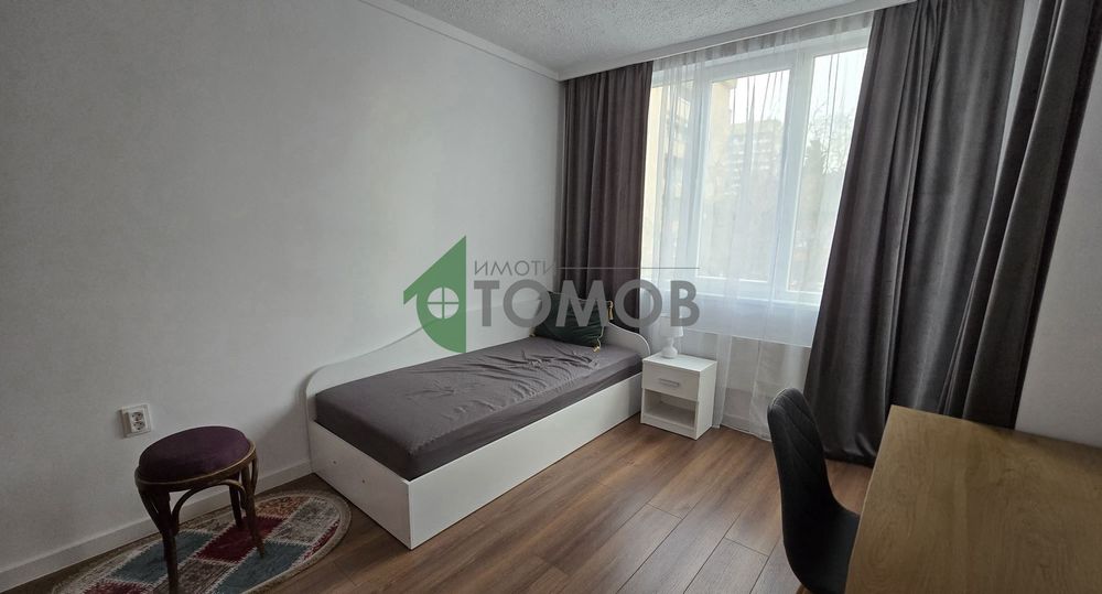 Дава се под наем Тристаен апартамент в Стара Загора, Център - 86 кв.м за 398.82 € - Снимка #3