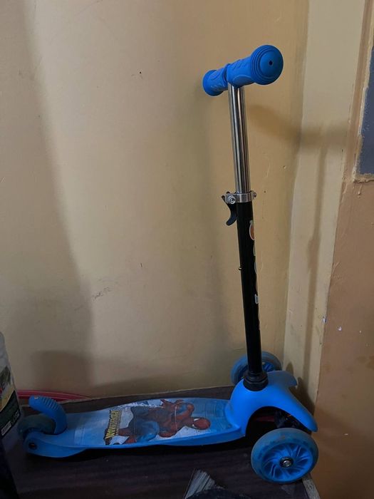 Продам самокат  самокат