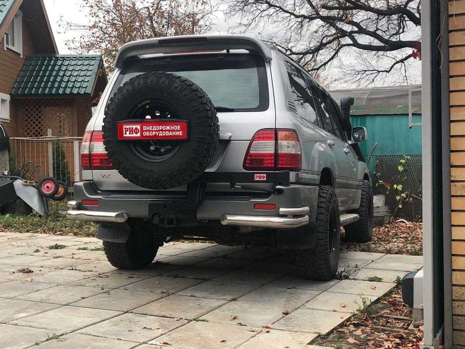 Калитка РИФ в штатный задний бампер Toyota Land Cruiser 100