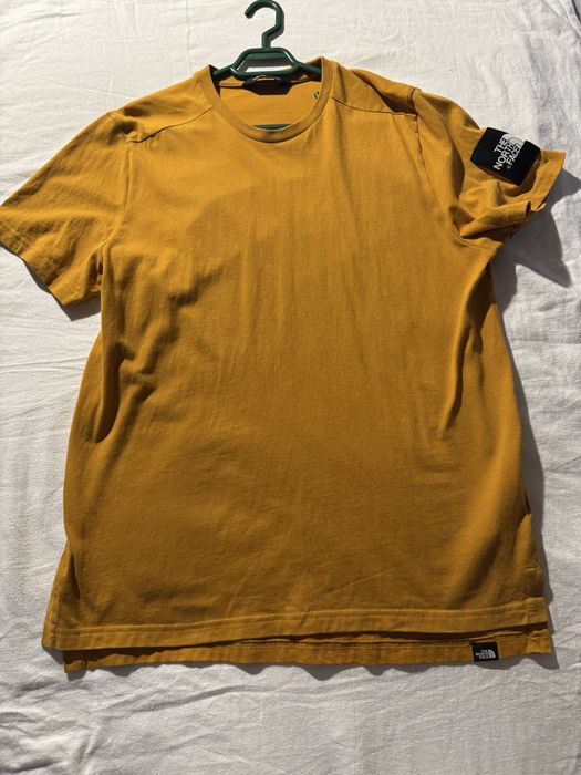 Tricou The North Face – original – galben muștar – mărime L