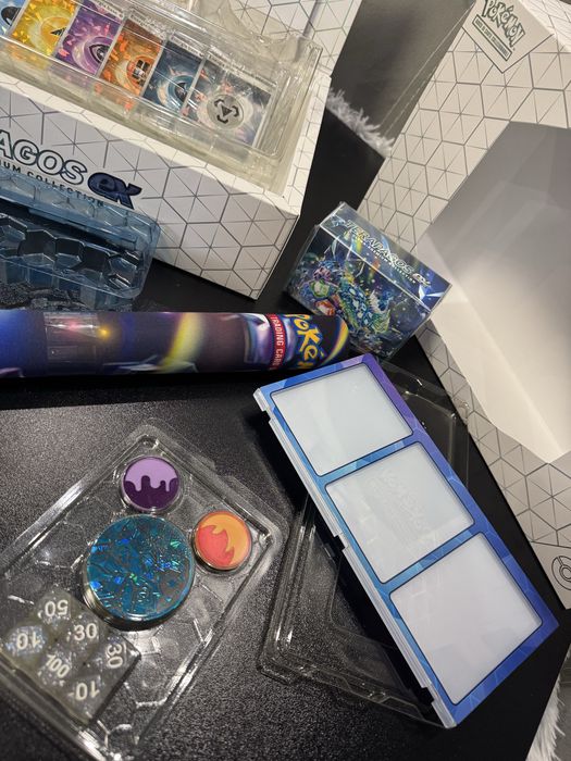 Pokemon карти, кутии, стикери и много други