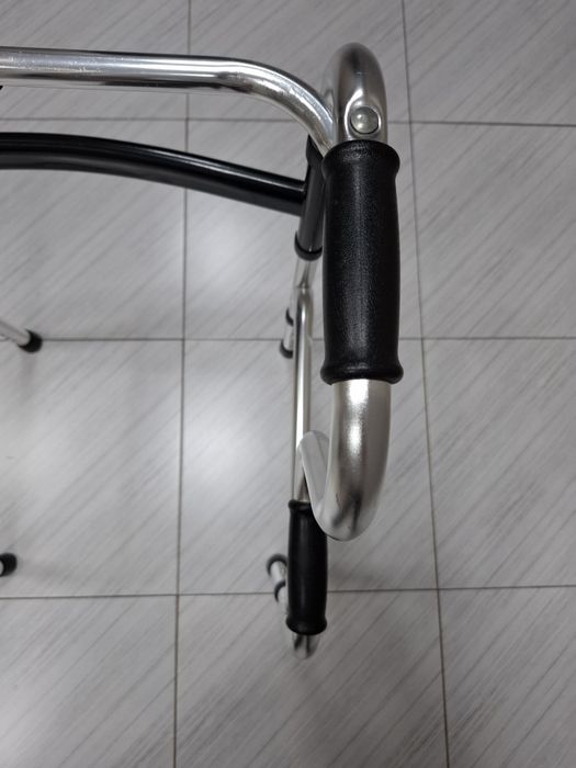 Ходунки для взрослых