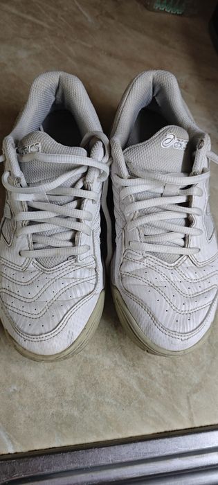 Маратонки asics 36 номер