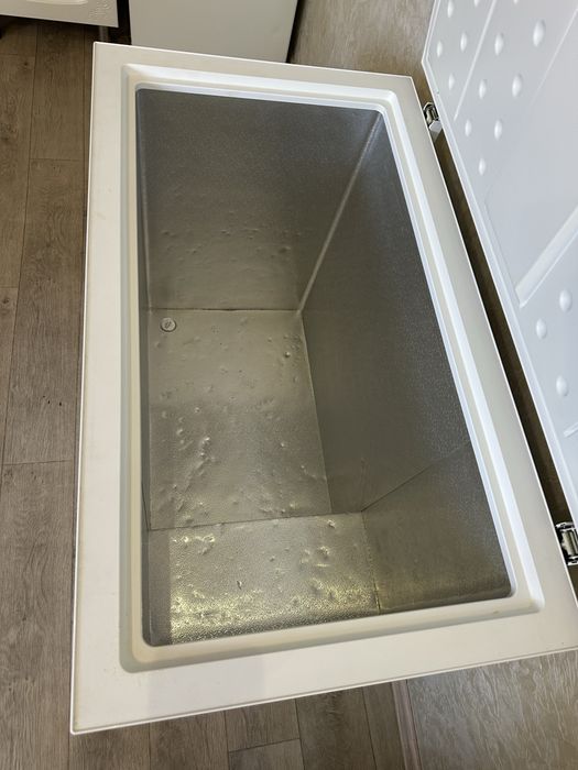Продам морозильник