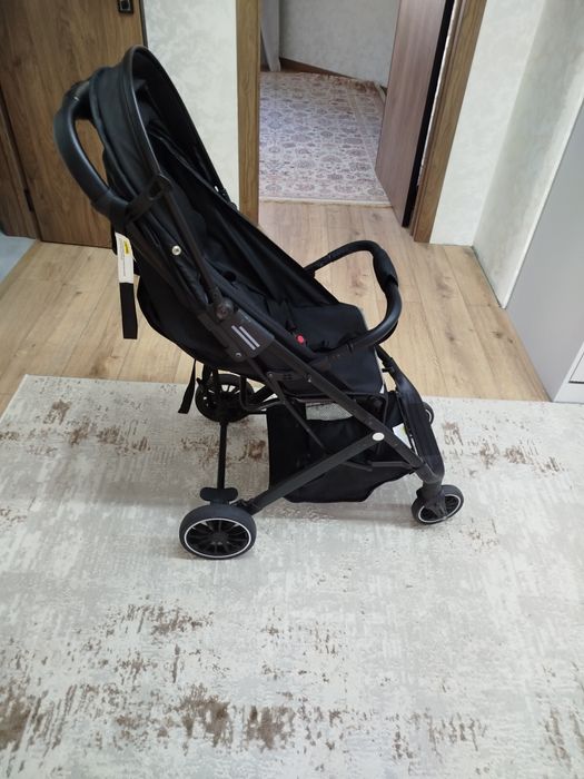 Продам детскую коляску