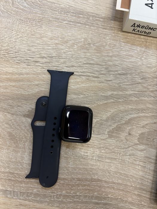 Apple Watch SE 2025