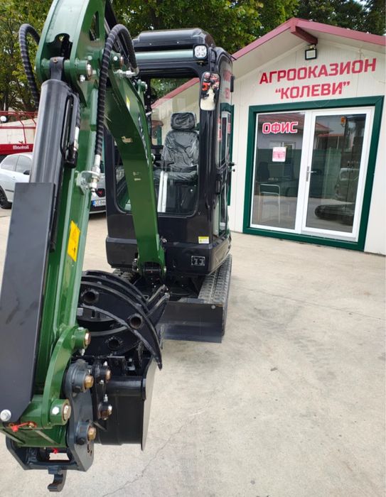 Багер Kubota Avator SW25