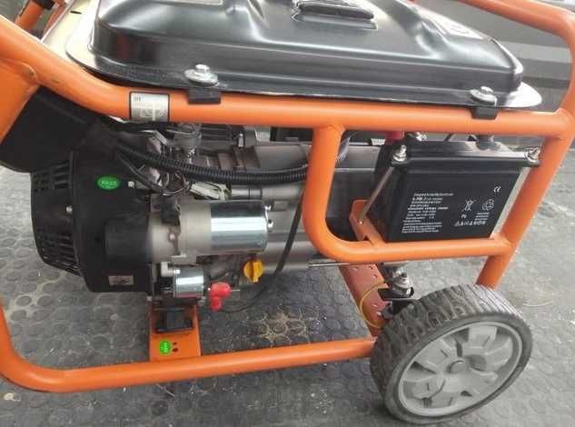 Generator de curent 3kw cu pornire la buton