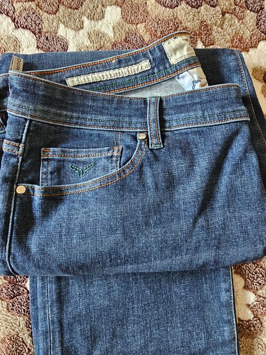 Тъмносини дънки с удобен и свободен силует от "ТЕОДОР" - размер 38