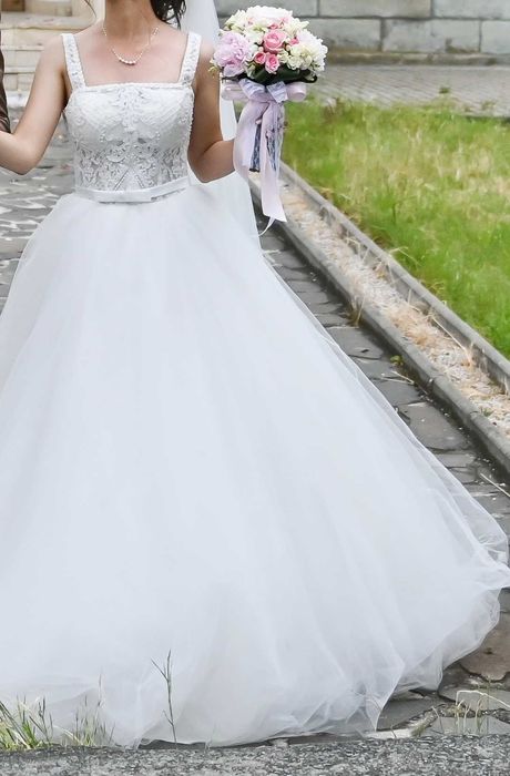 Donez rochie de mireasa tip A-line superba