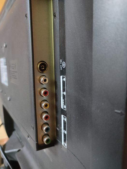 Продавам Телевизор НЕО 24 Инча цена 120 лева .