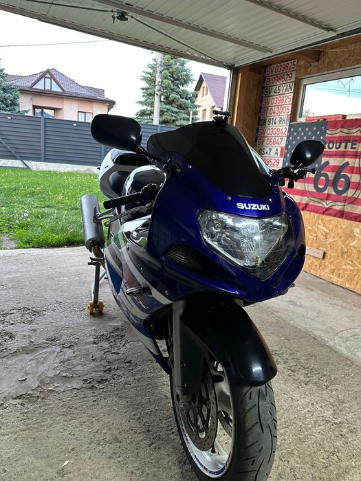 Suzuki GSX-R 600 K3