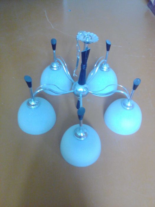 продам люстры по 5000тг-шт