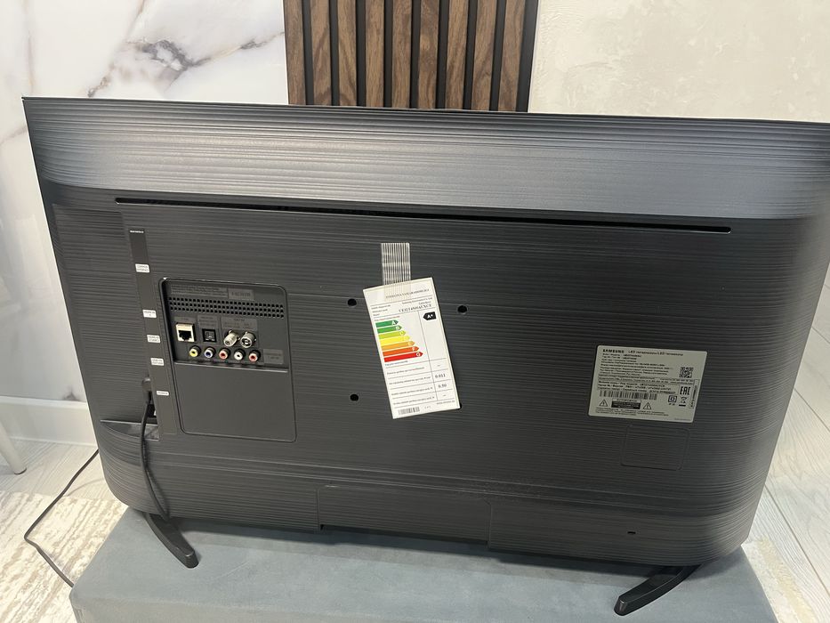 LED Телевизор 32'' SAMSUNG UE32T4500AUXCE