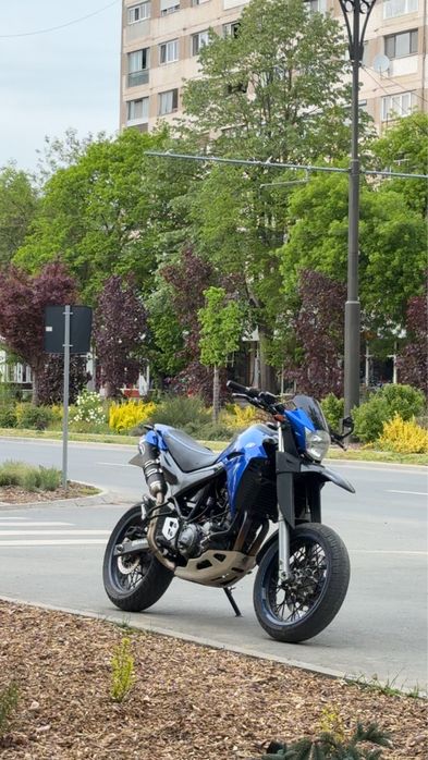 Yamaha XT660X supermoto