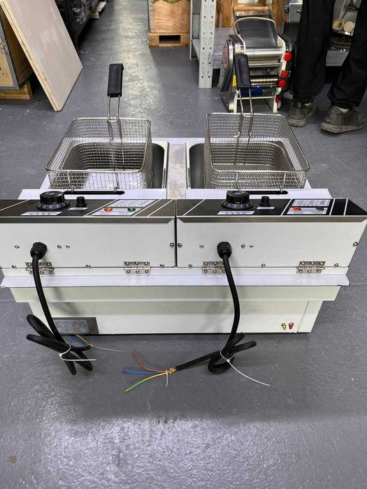 Фритюрница 13+13л