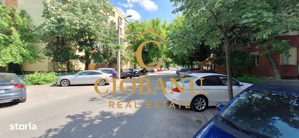 Apartament De Vanzare Etaj 2/4 Decomandat Zona 1 Mai