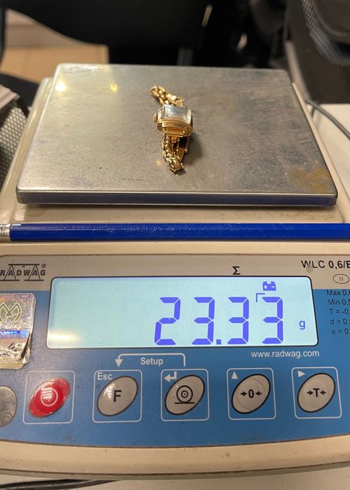 Златен часовник ЗАРЯ сьс златна гривна,,СССР 1956